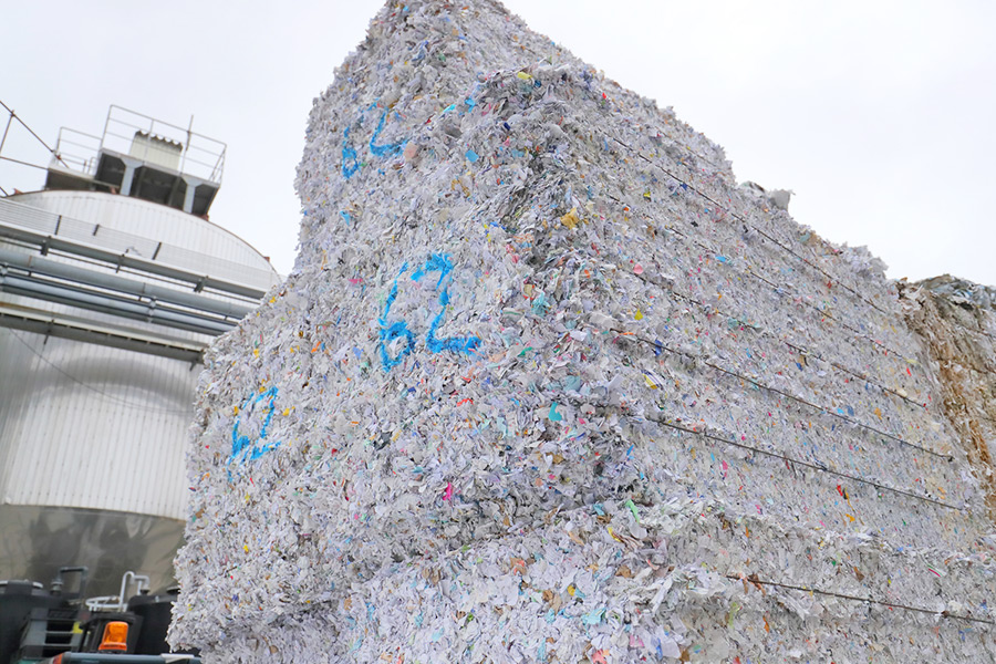 日本国内の古紙100％